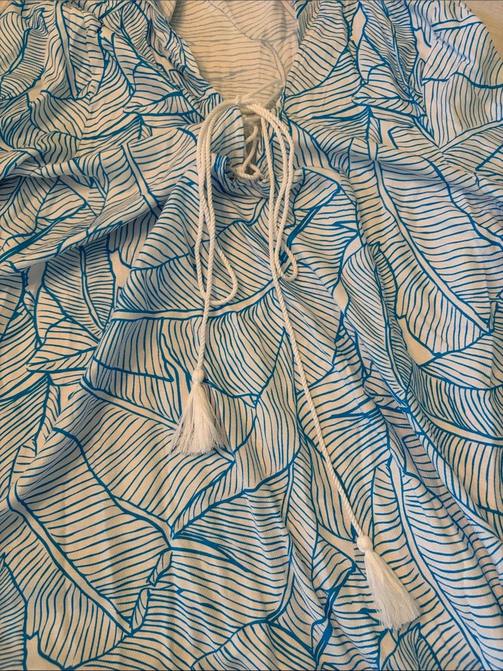 Blue Leaf Print Hooded beach coverup Tunic - Picture 3 of 5